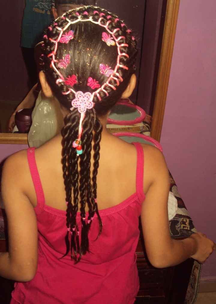 ........peinado damita de honor