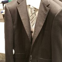 Como acertar con el color del chaleco para un traje negro y camisa blanca ? - 1