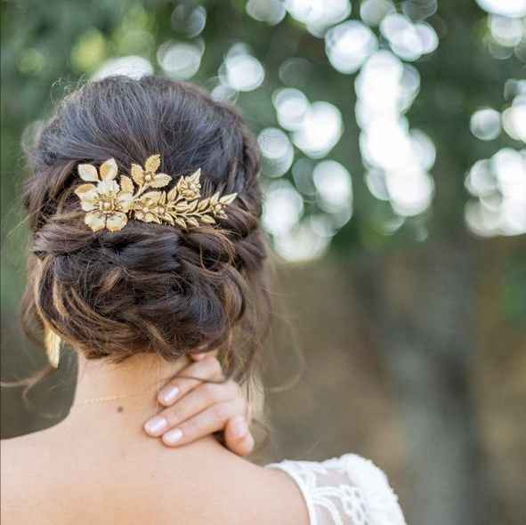 Recogido bajo con corona 7