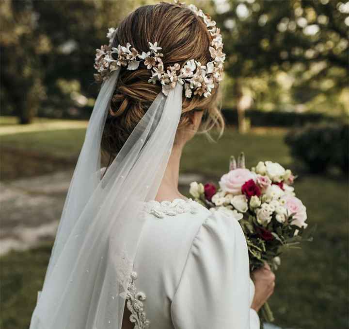 Consejos para elegir el tocado de novia - 11