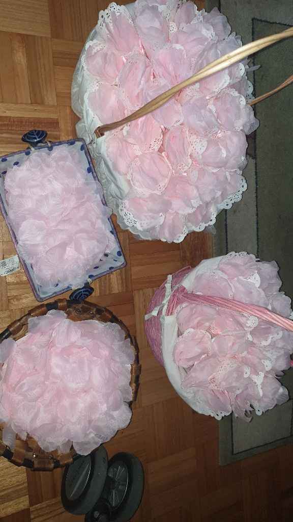 Petalos - 3