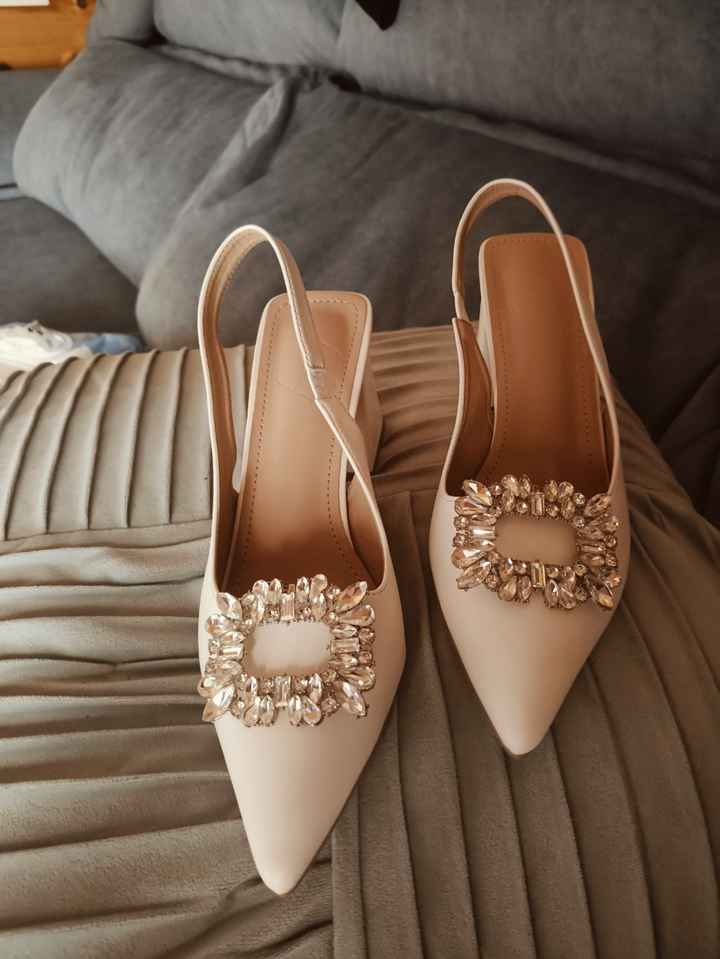 tema Zapatos, todo Más de lo Mismo? - 1