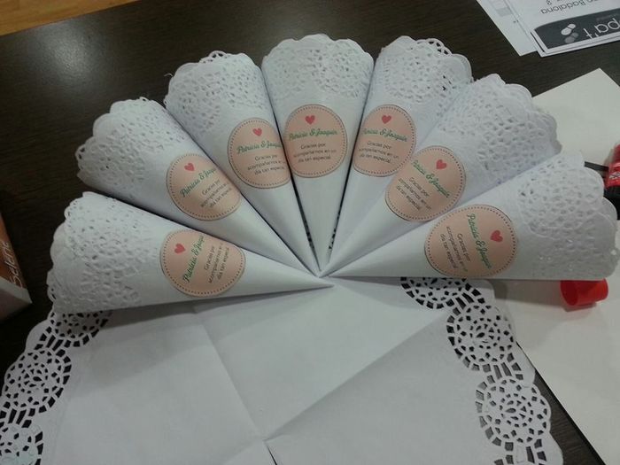 conos de papel