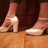 Donde encuentro los zapatos? Me enseñáis los vuestros? - 1