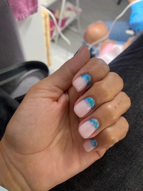 ¿Ideas de manicura para el día B? 15