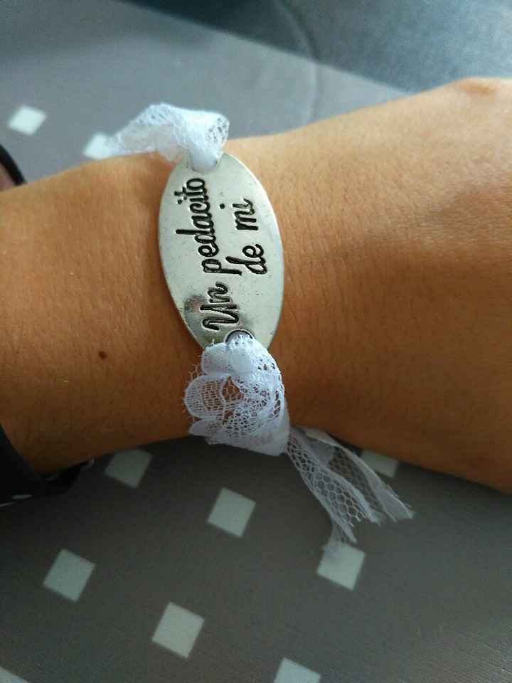  Pulsera con restos de vestido - 2