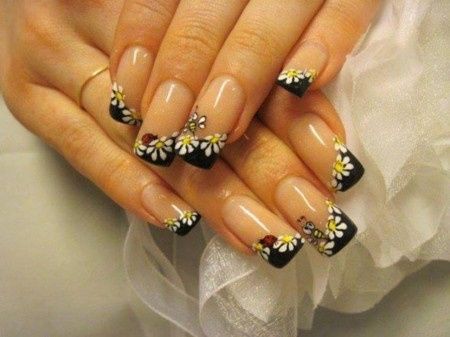 Bello diseño de uñas de gel
