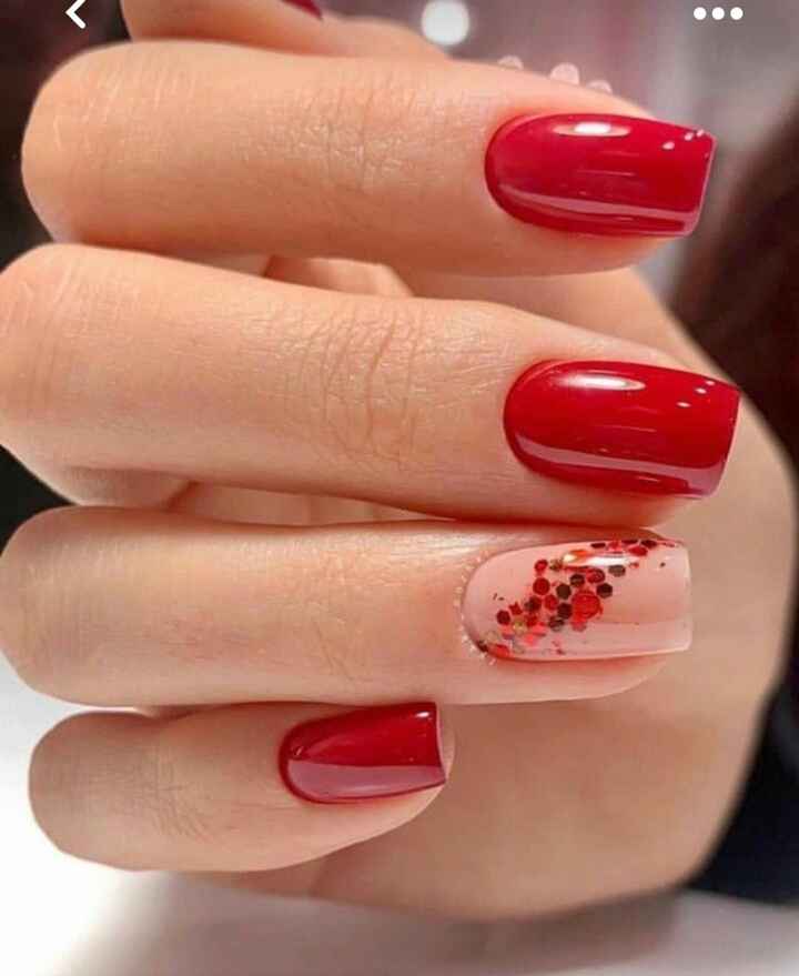 Ayuda con uñas y diseño - 2
