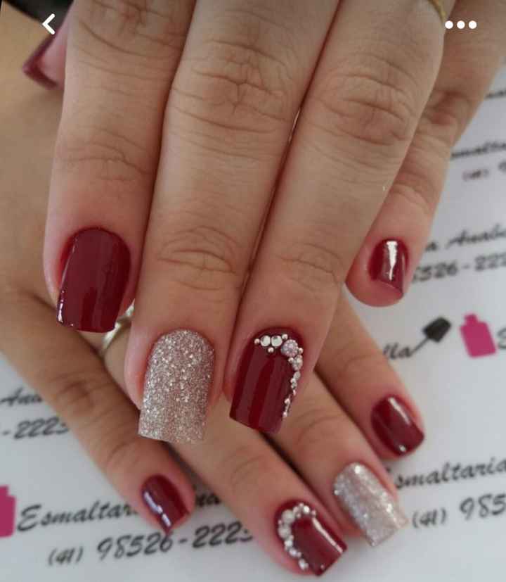 Ayuda con uñas y diseño - 3