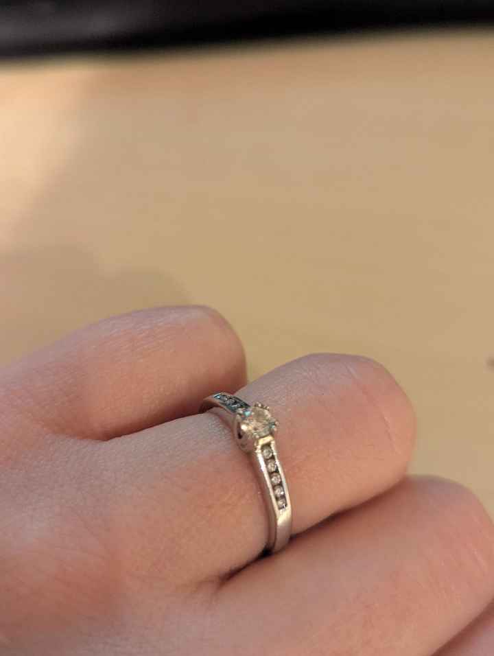 ¿Qué factores consideras al elegir un anillo de diamantes?💍 - 1