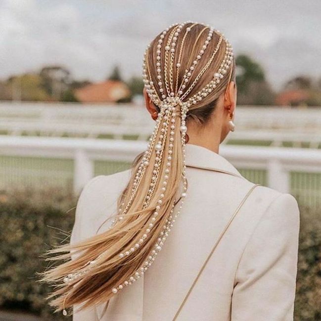 Ideas de tocados para novia 8