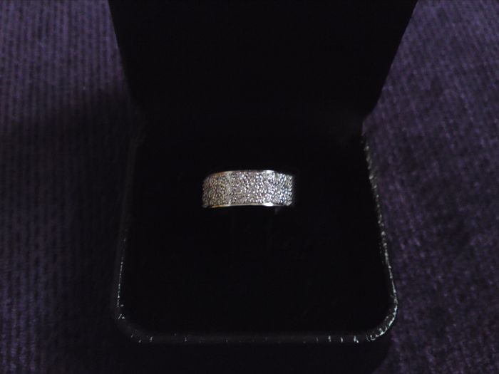 el anillo