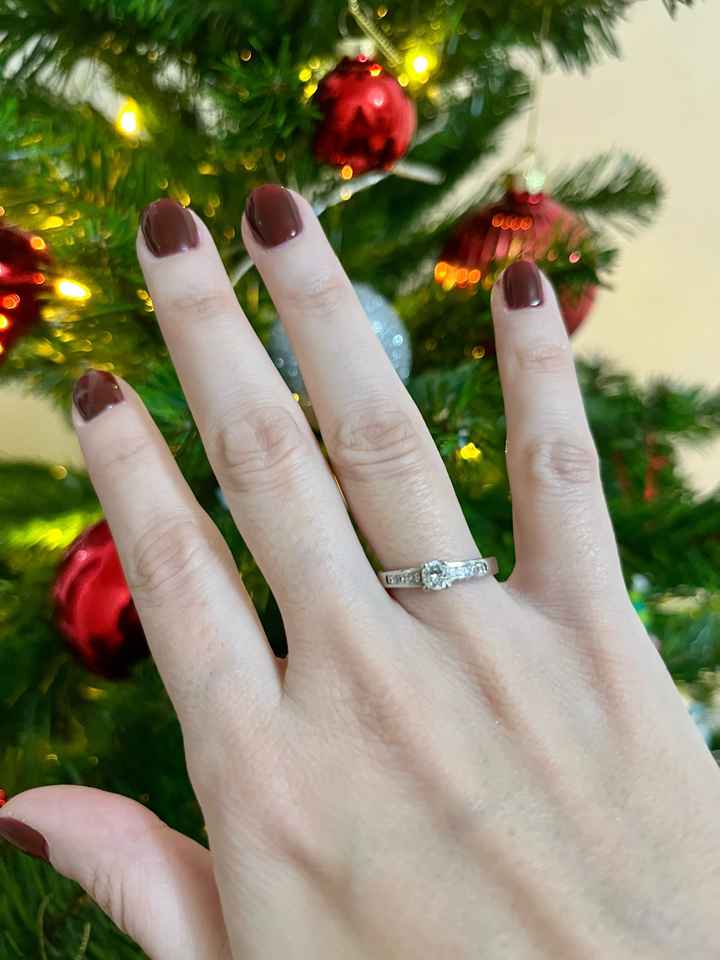 ¡Comparte una foto de tu anillo de compromiso! 💍 - 1