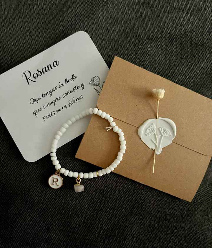 Detalles de pulseras para invitadas - 1