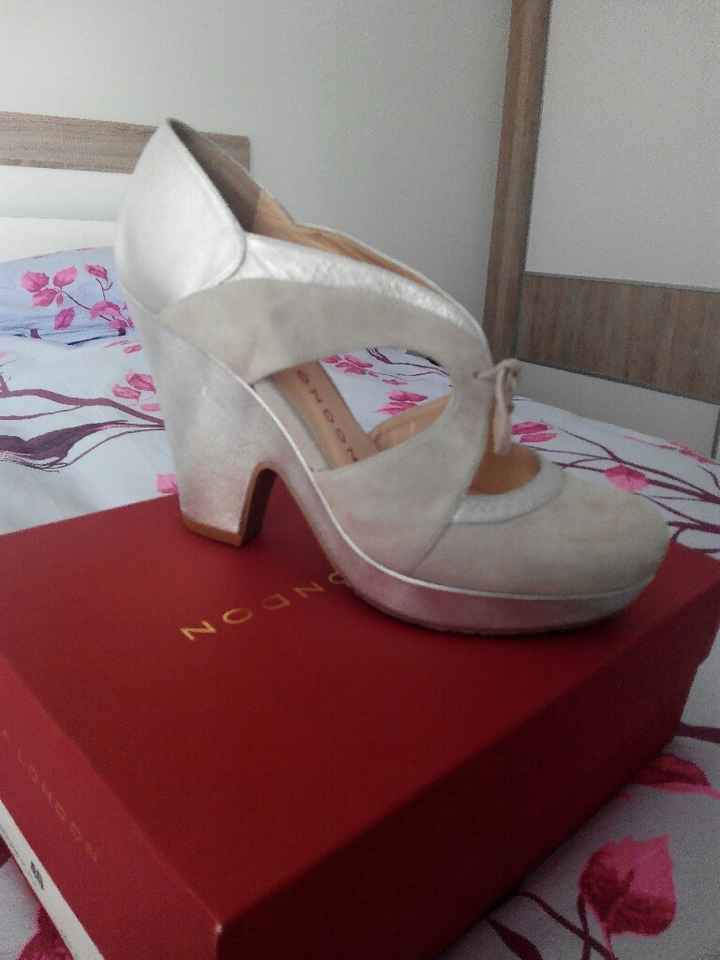Otra con sus zapatos! - 1