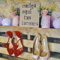 Cuelga tacones - 1