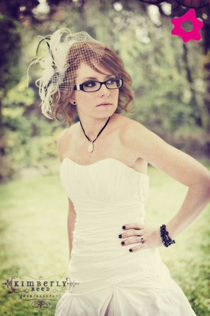 Novia con gafas