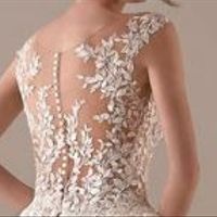 Mi madre se ha comprado un vestido, igual que el mío de novia, pero en otro color. - 3
