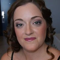 Peinado y maquillaje
