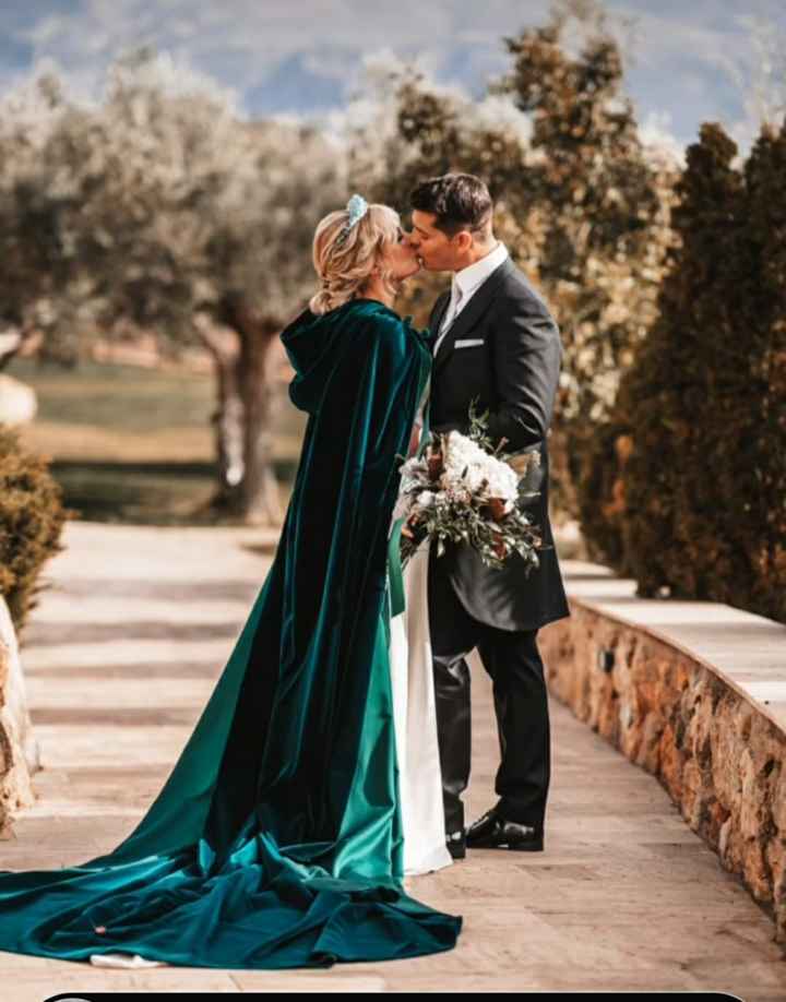 Novias de invierno 👰 ¡este es vuestro complemento estrella! - 2