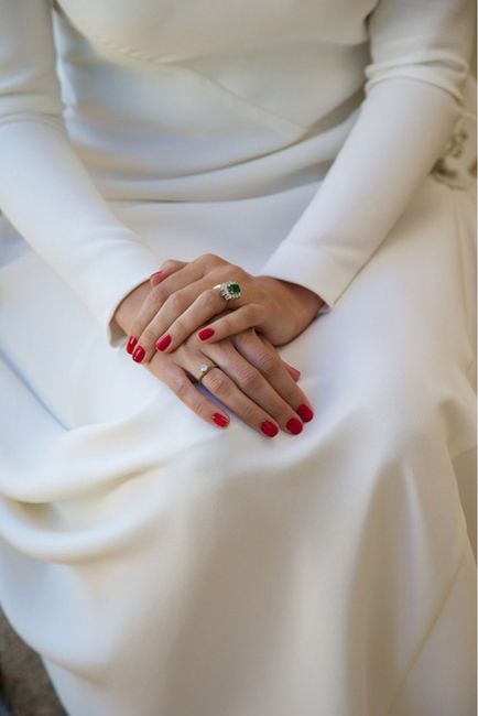 Uñas rojas para novia - 3