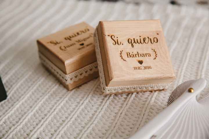 Caja de madera para  anillos - 1