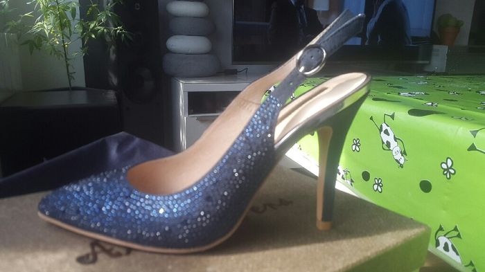  Zapatos azules - 1
