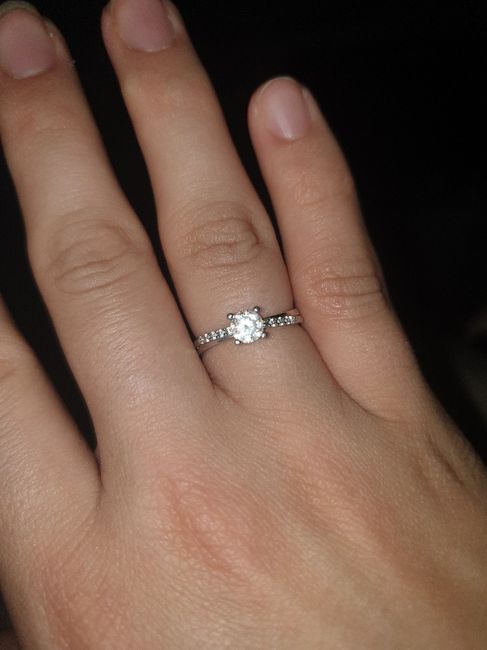 ¡Comparte una foto de tu anillo de compromiso! 😍💍 - 1