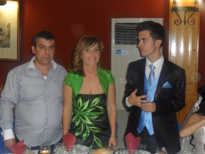 mi marío y mis suegros