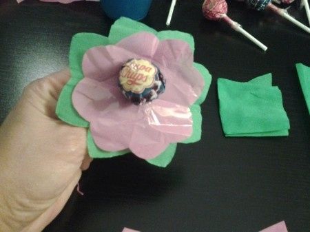 montando la flor