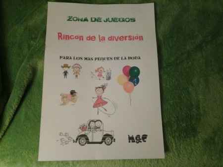 Cartel zona de juegos