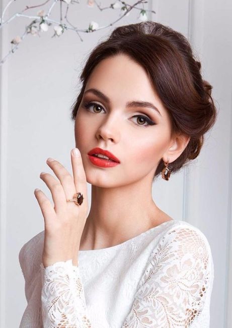 Maquillaje. ROJOOOOO