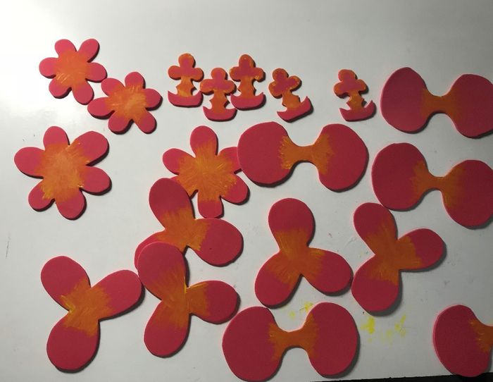 Flores de goma eva 19