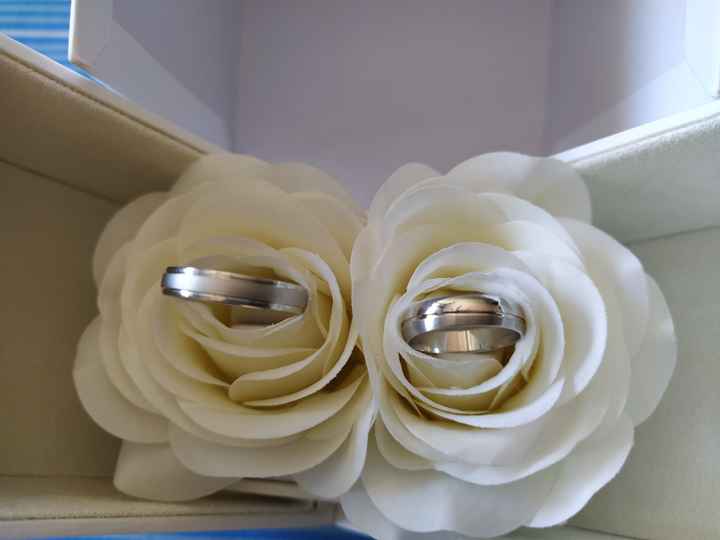 Alianzas de oro blanco o amarillo - 1