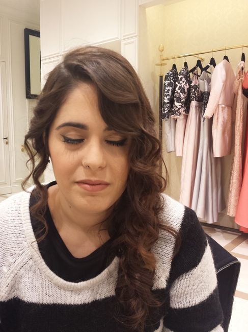 Prueba de maquillaje, peinado y vestido - 1
