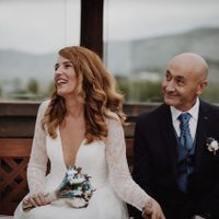 Vestido con escote pronunciado - 1