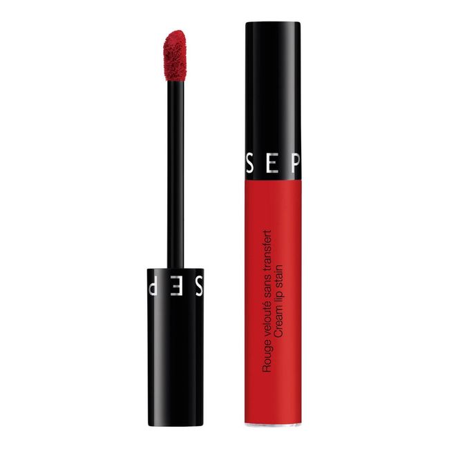 4. Sephora Cream Lip Stain- Always Red- 12.5€