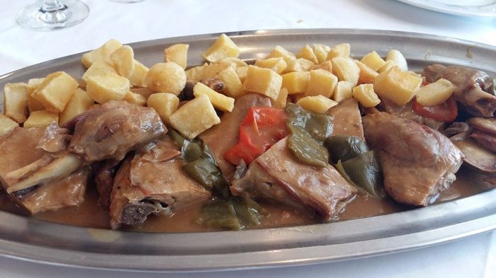 Lechazo al horno (Segundo plato) - Sólo probamos éste, pero para los que no les guste el lechazo pue