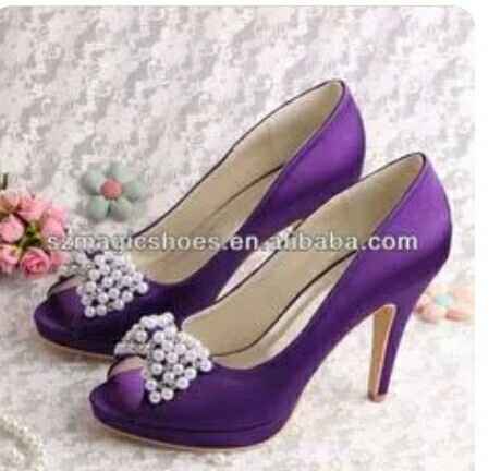 Zapatos lila y o morado - 2