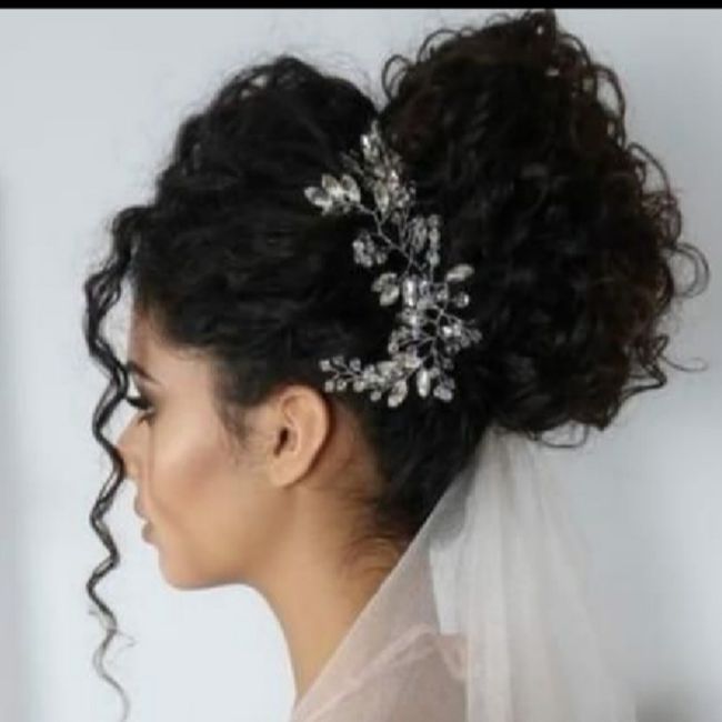 Novias de pelo rizado!! Luce tus preciosos rizos!! 12