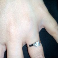 Pongamos todas nuestro anillo de compromiso - 1