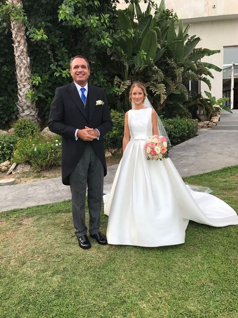 Increiblemente encantada con mi boda - 3
