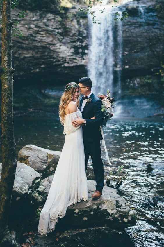 Boda en el río