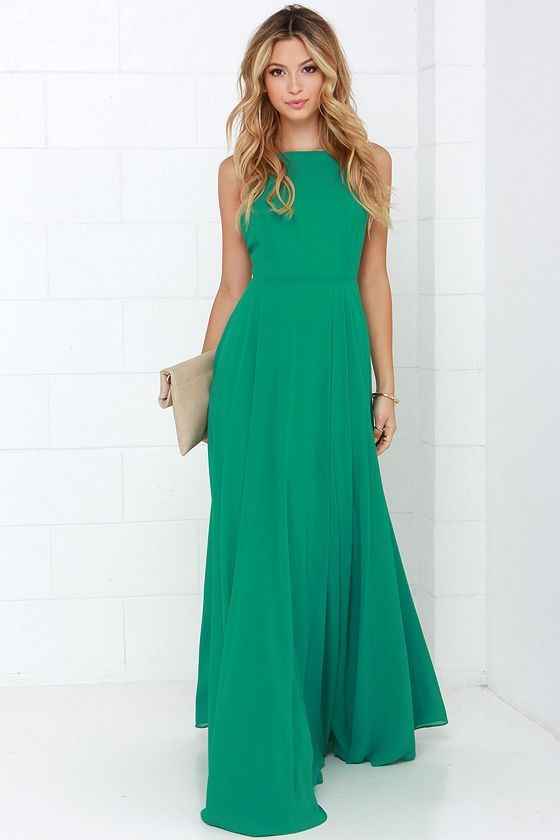 Look invitada verde