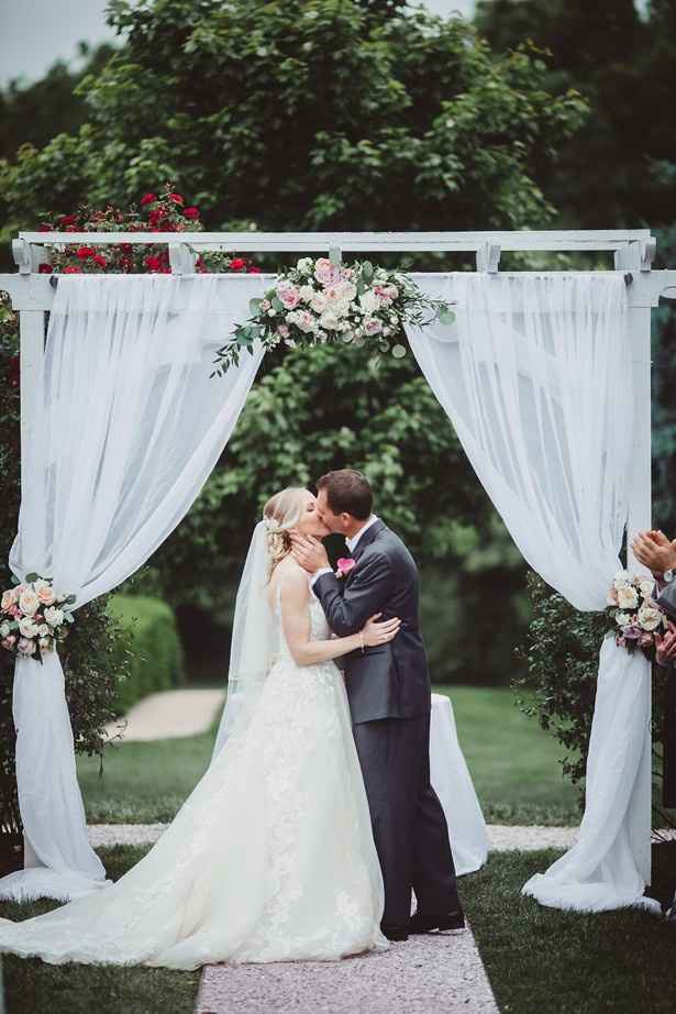 Pareja en el altar