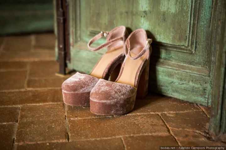 Zapatos de novia rosa terciopelo