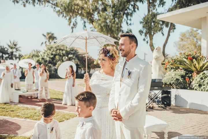 Traje de novio blanco