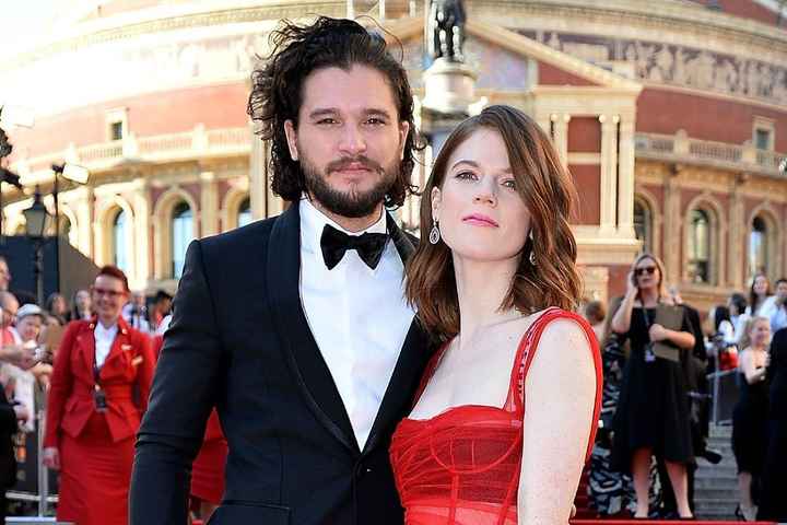 4. Kit Harington y Rose Leslie