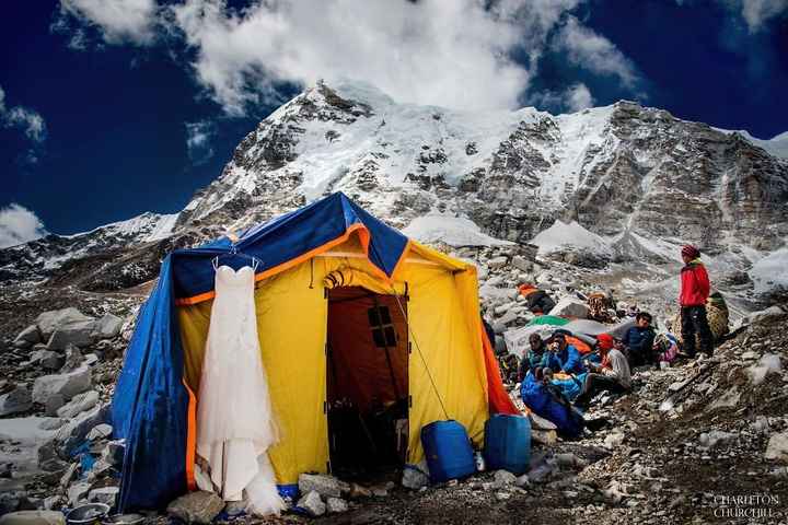 Boda en el Everest