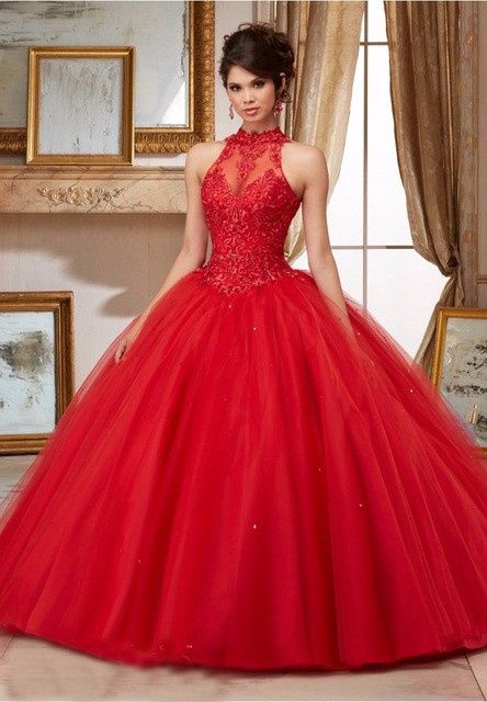 ¿Quién se atrevería con un vestido de novia rojo? 1